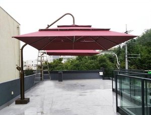 접이식 3단 대형파라솔(고급형)사각 4m x 4m휍시바 옥상PDP-285특허제품지붕이 3층으로 바람이 통풍되어 강한바람에도 더욱 안전하며, 쾌적하고 시원하게 사용할 수 있습니다